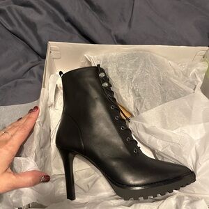 Brand new Michael kors boots